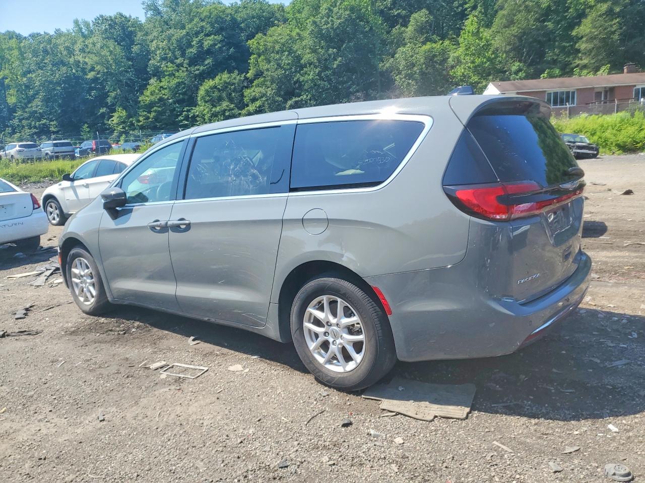 2C4RC1BG6PR531024 · 2023 CHRYSLER PACIFICA · 2/13