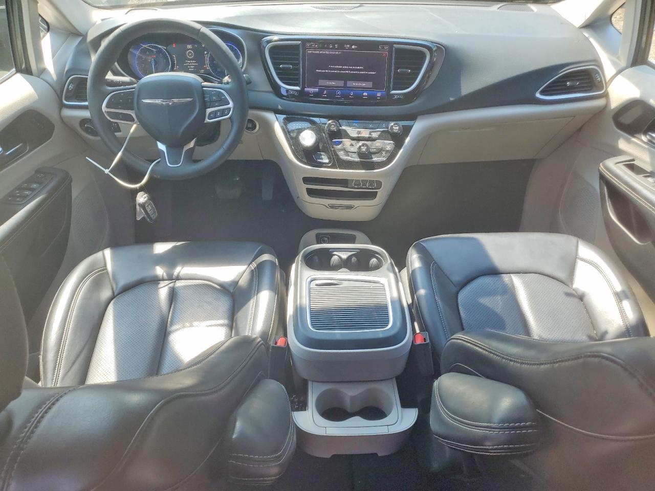2C4RC1BG6PR531024 · 2023 CHRYSLER PACIFICA · 8/13