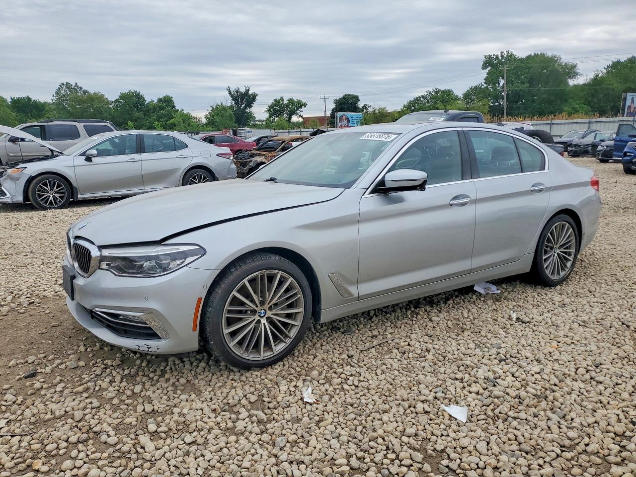 WBAJE7C35HG889320 · 2017 BMW 540