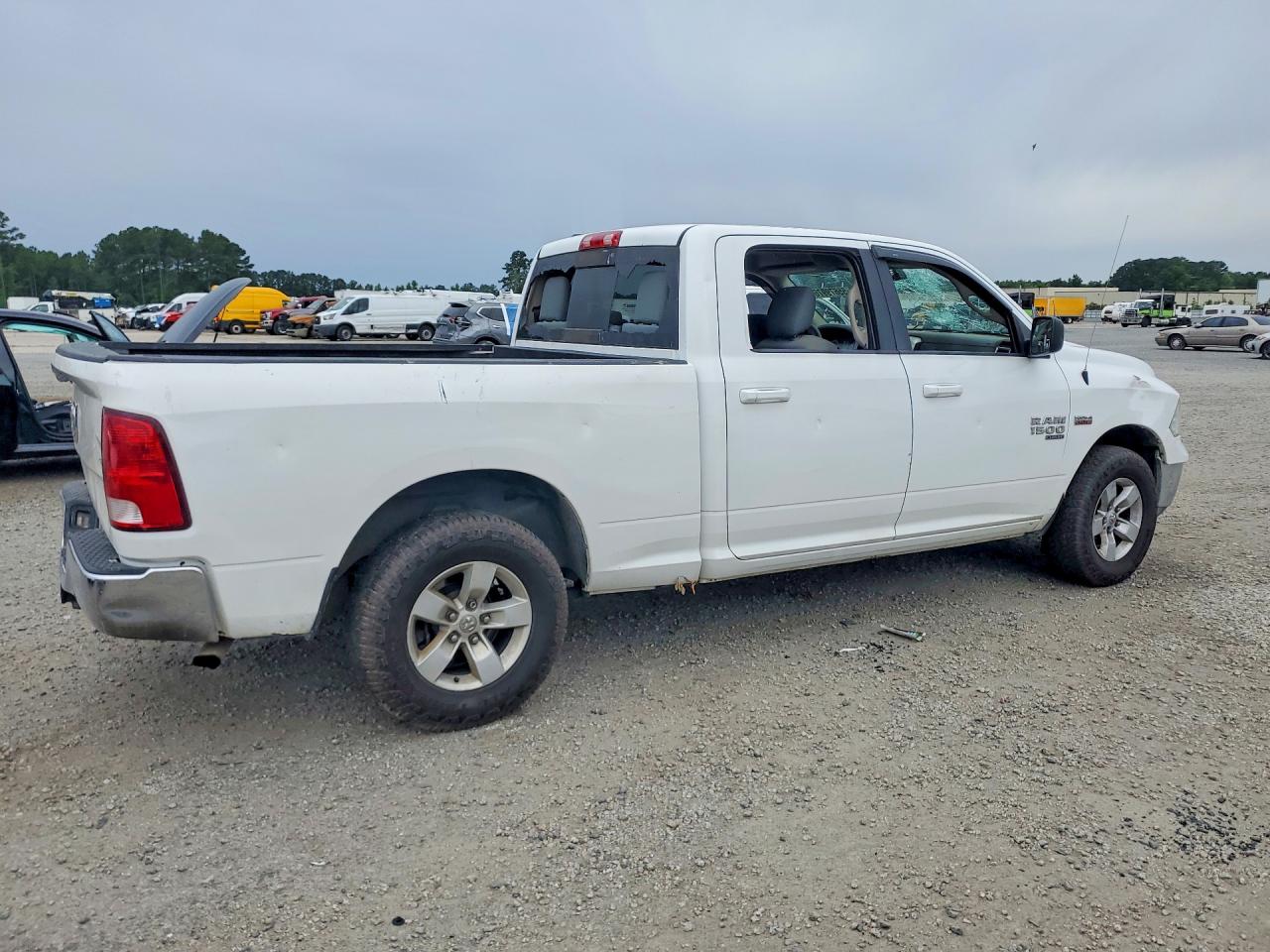 1C6RR6TT7KS657589 · 2019 RAM 1500 CLASSIC · 3/12