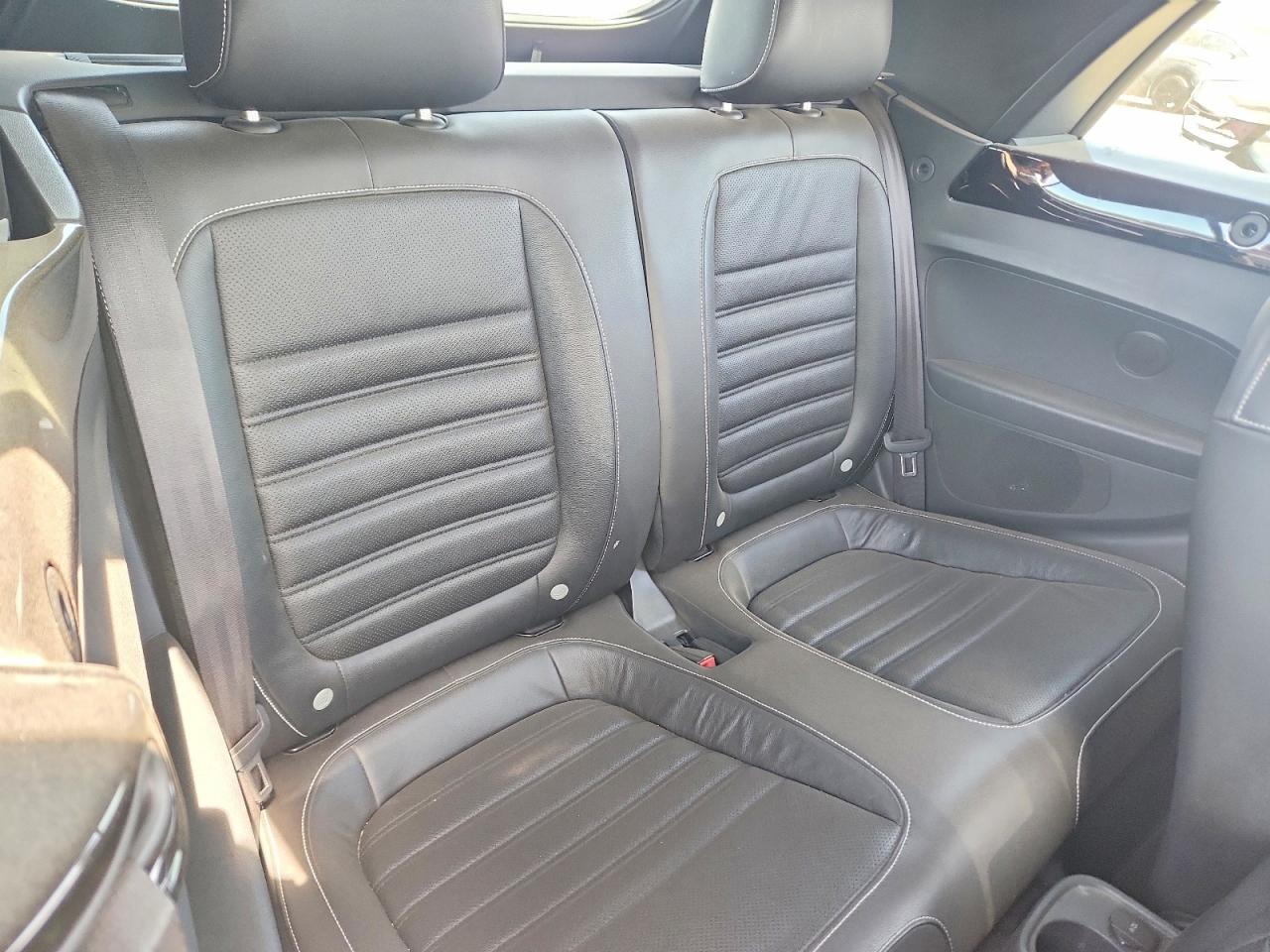3VW517AT0EM816289 · 2014 VOLKSWAGEN BEETLE · 10/12