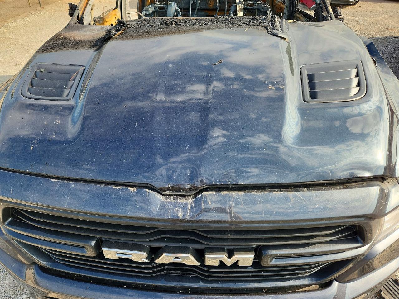 1C6SRFJTXKN574502 · 2019 RAM 1500 · 11/11