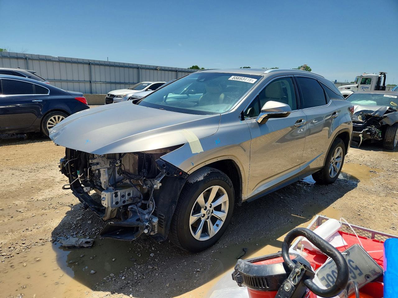 2T2BZMCA5KC178386 · 2019 LEXUS RX 350