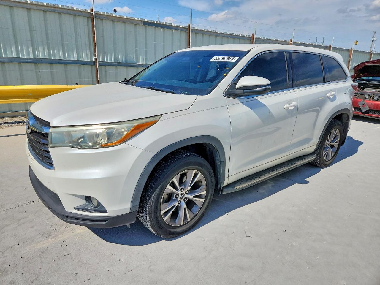 5TDZKRFH2GS129447 · 2016 TOYOTA HIGHLANDER