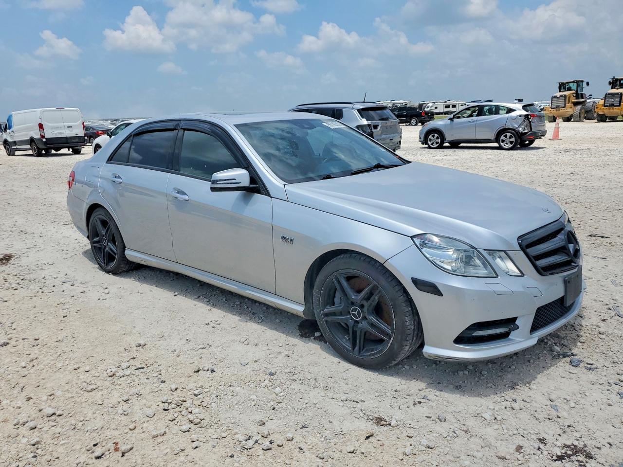 WDDHF9BB6CA528408 · 2012 MERCEDES-BENZ E · 4/12