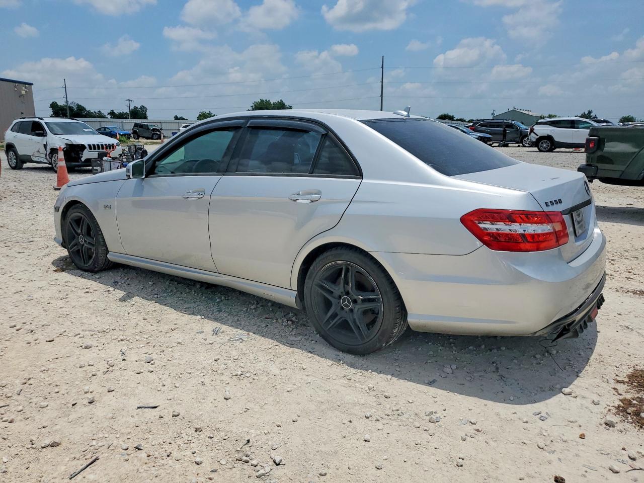 WDDHF9BB6CA528408 · 2012 MERCEDES-BENZ E · 2/12