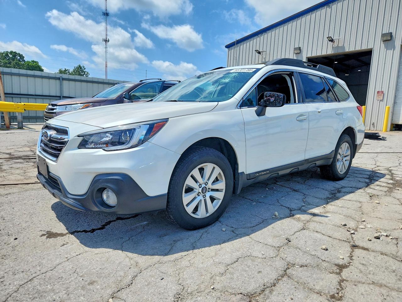 4S4BSADC0J3357784 · 2018 SUBARU OUTBACK