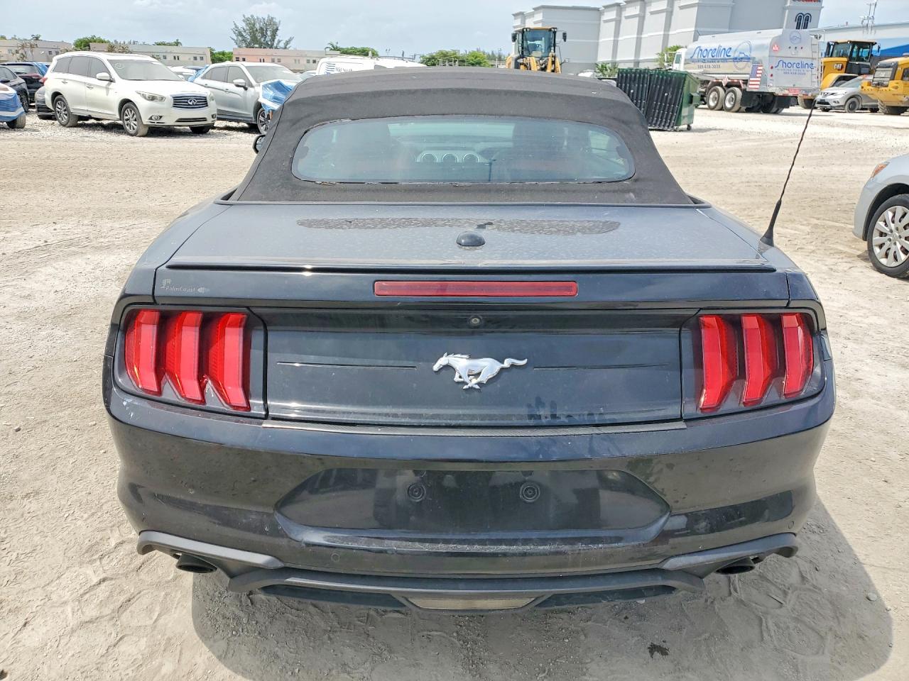 1FATP8UH1J5117782 · 2018 FORD MUSTANG · 6/13