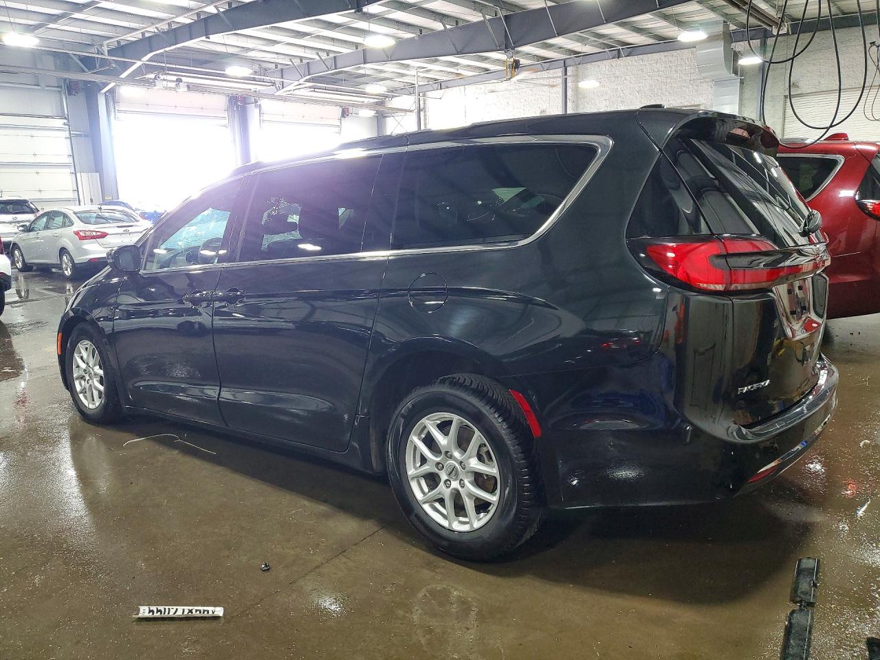 2C4RC1BG9PR525492 · 2023 CHRYSLER PACIFICA · 2/13