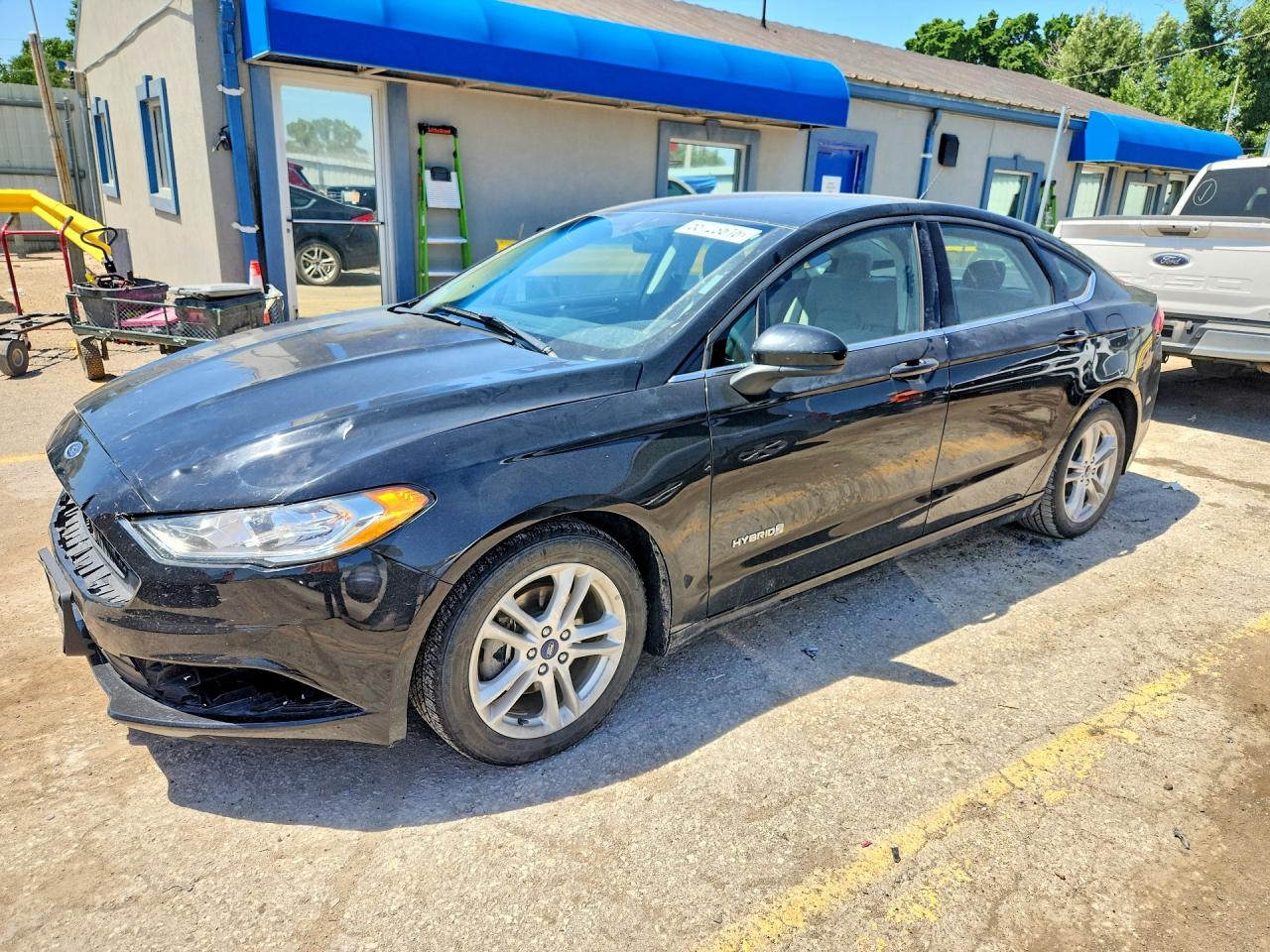 3FA6P0UU5JR122072 · 2018 FORD FUSION
