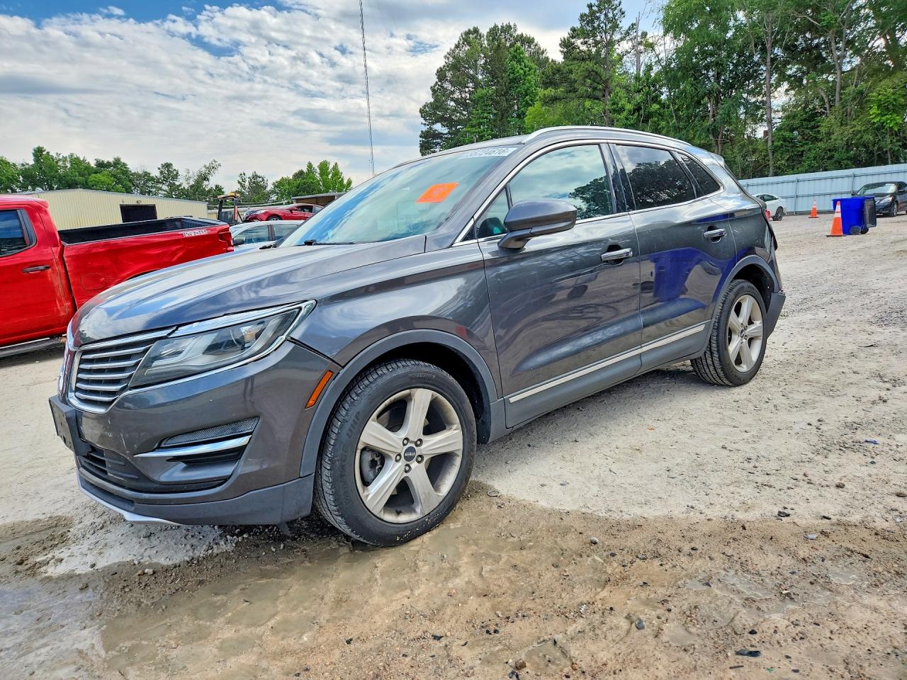 5LMCJ1D97JUL19293 · 2018 LINCOLN MKC