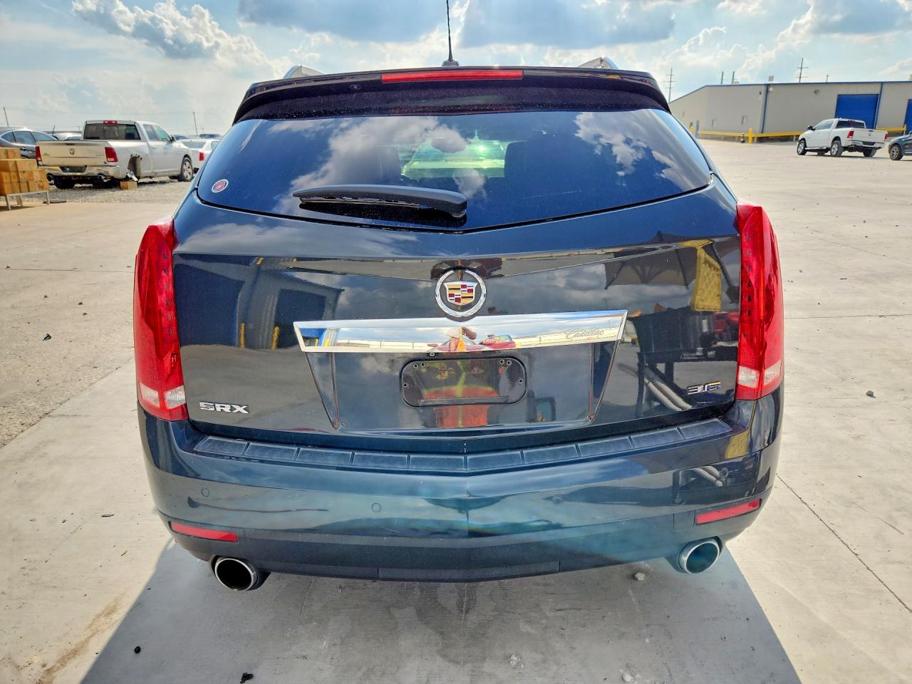3GYFNDE37FS528605 · 2015 CADILLAC SRX · 6/14
