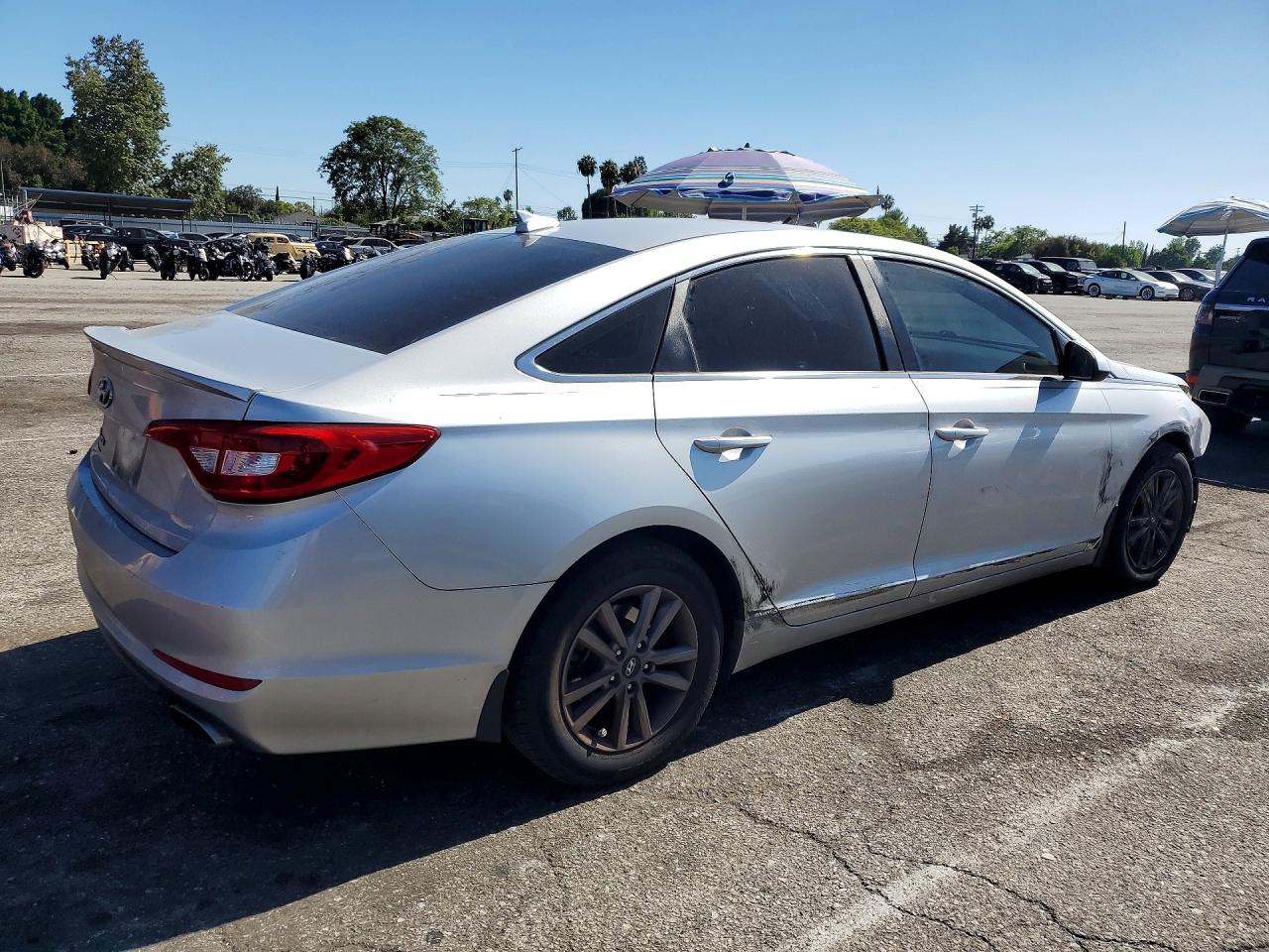 5NPE24AF0FH203816 · 2015 HYUNDAI SONATA · 3/12
