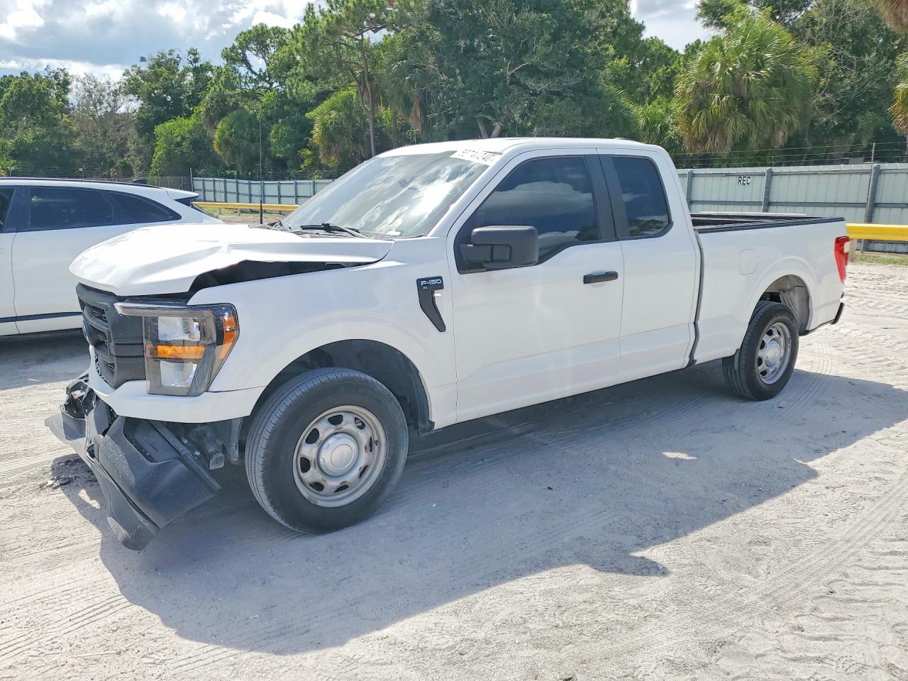 1FTEX1CB2PKG03826 · 2023 FORD F150