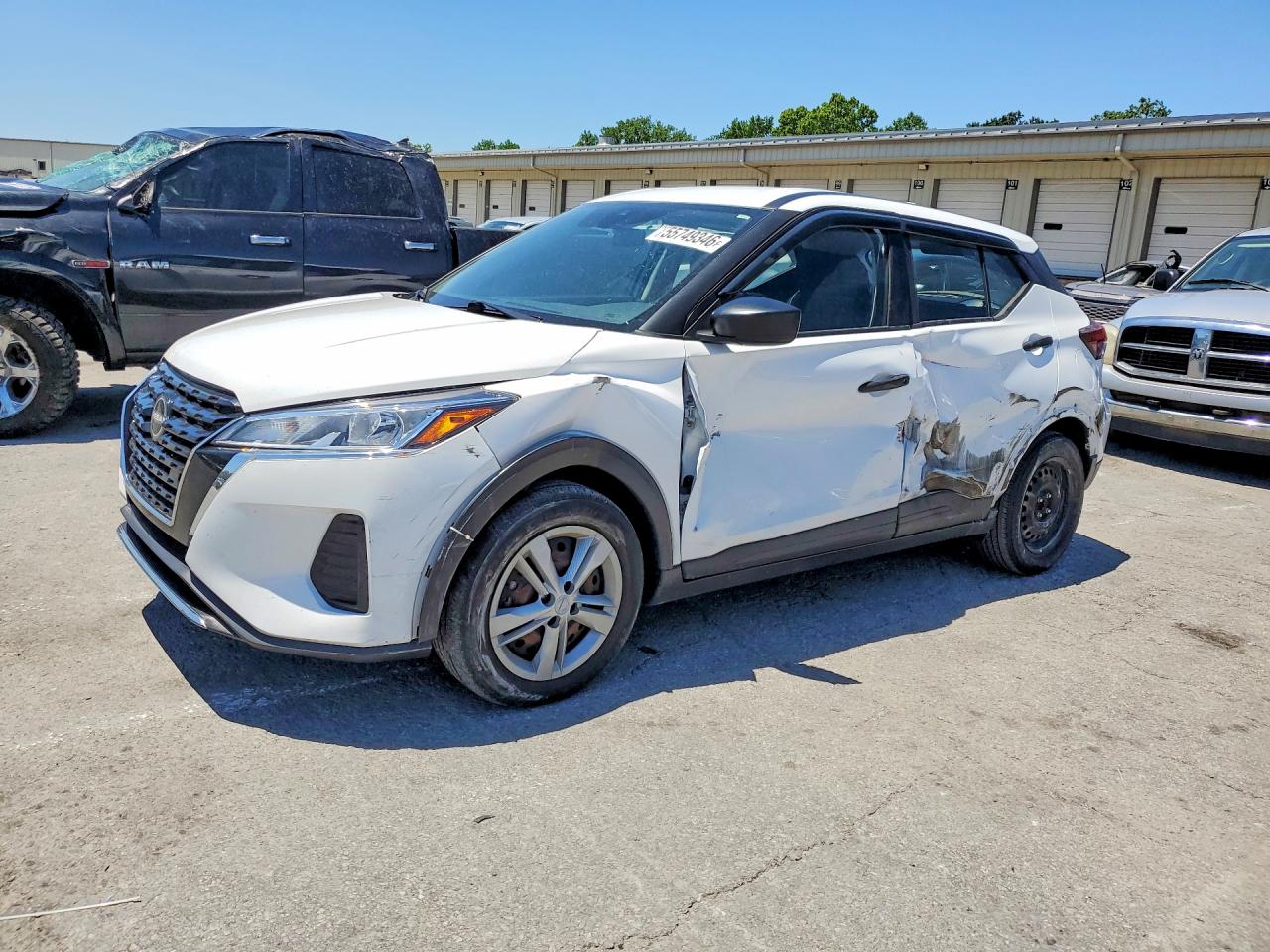 3N1CP5BV3NL527624 · 2022 NISSAN KICKS