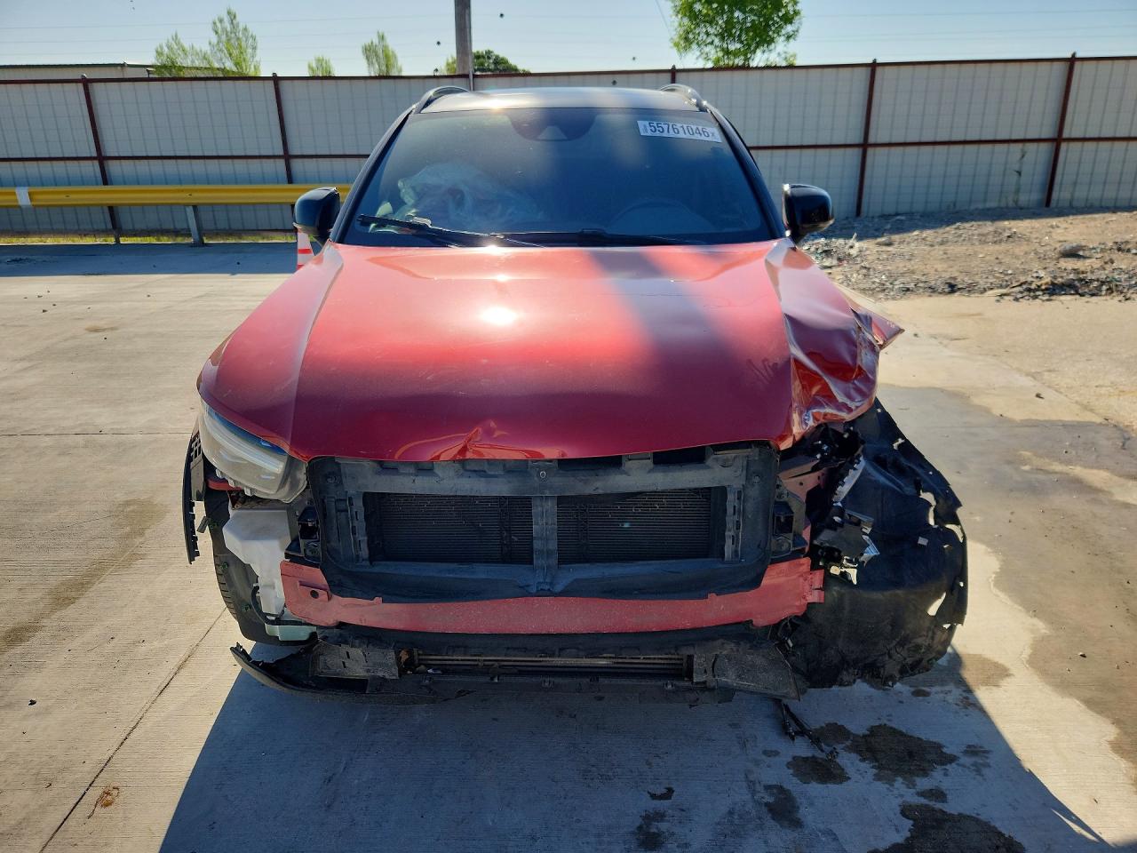 YV4162UM2K2048633 · 2019 VOLVO XC40 · 5/14
