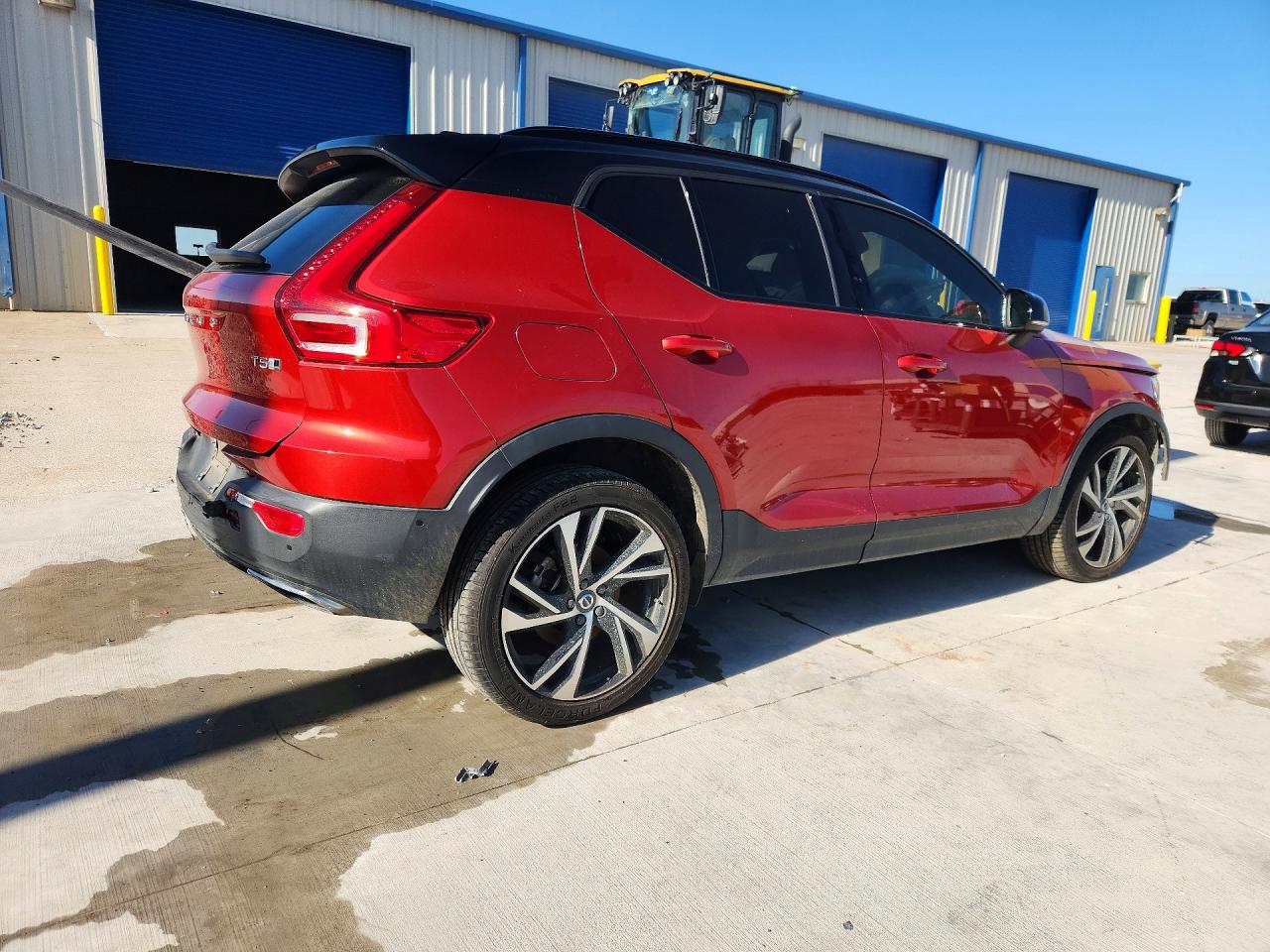 YV4162UM2K2048633 · 2019 VOLVO XC40 · 3/14
