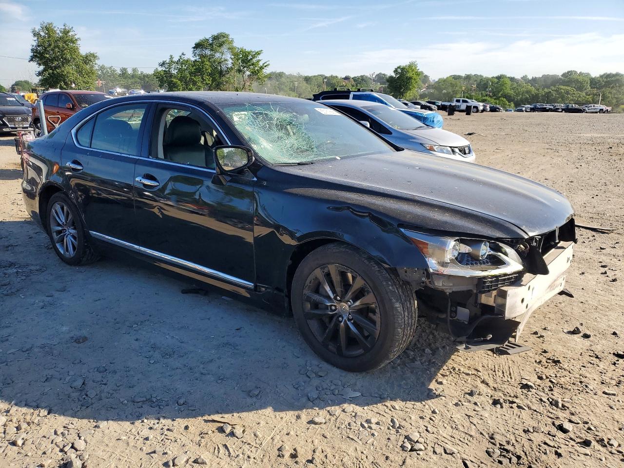 JTHCL5EF7G5026170 · 2016 LEXUS LS 460 · 4/13