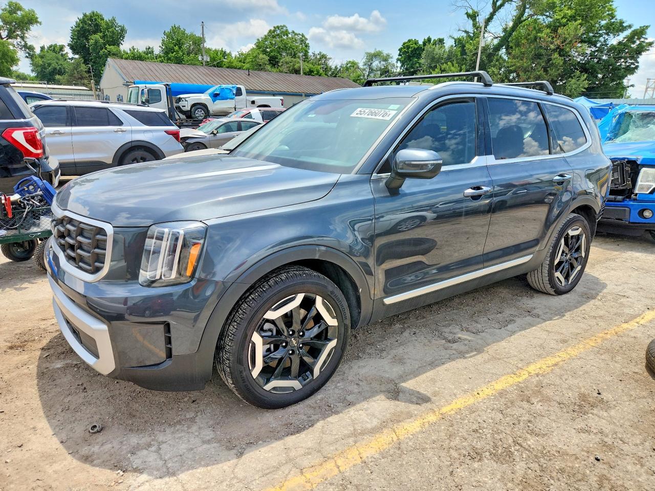 5XYP64GC5PG330693 · 2023 KIA TELLURIDE