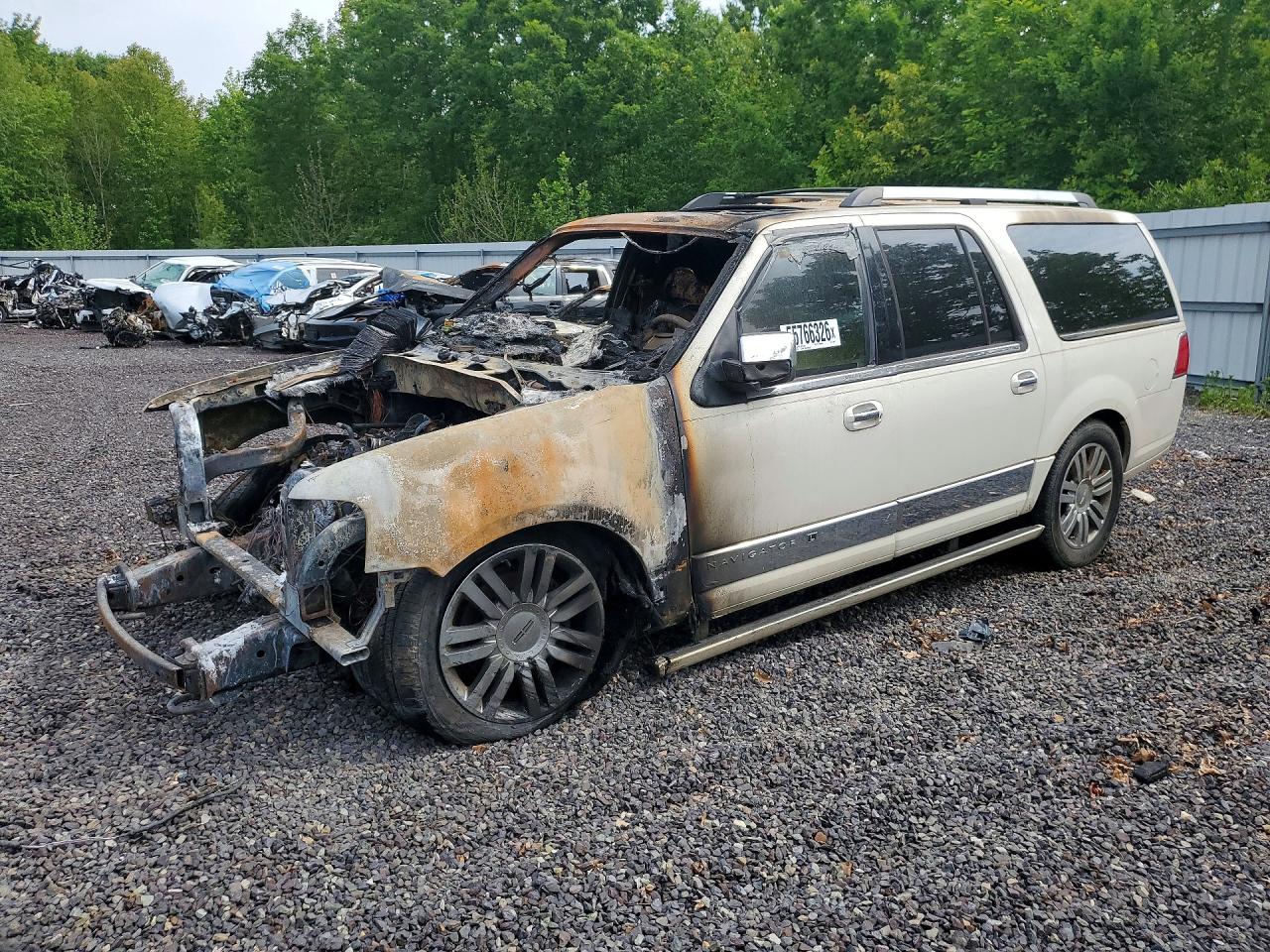 5LMFL28508LJ17836 · 2008 LINCOLN NAVIGATOR