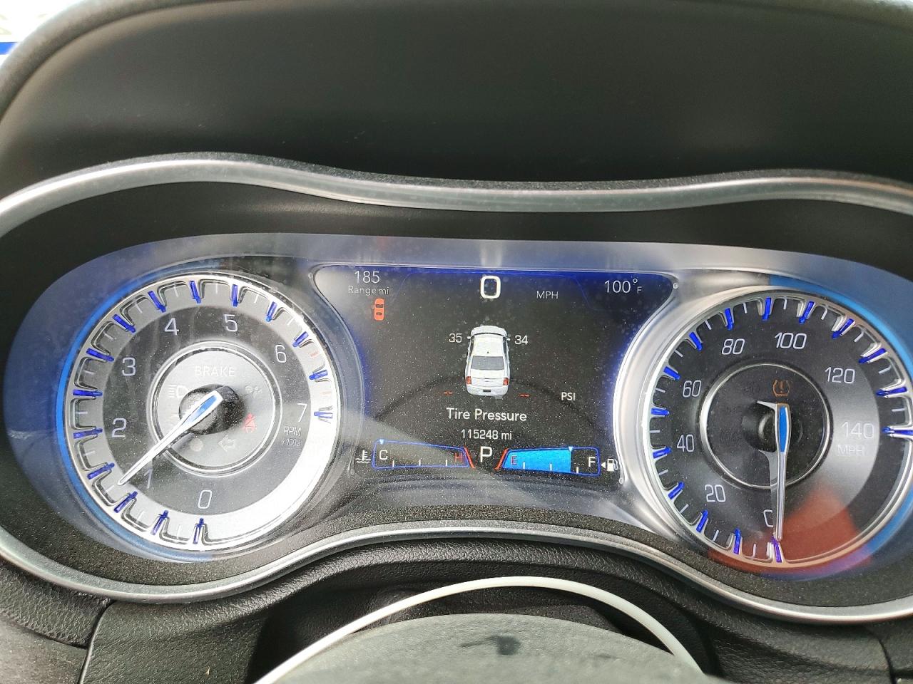 2C3CCAAG4GH207667 · 2016 CHRYSLER 300 · 9/12