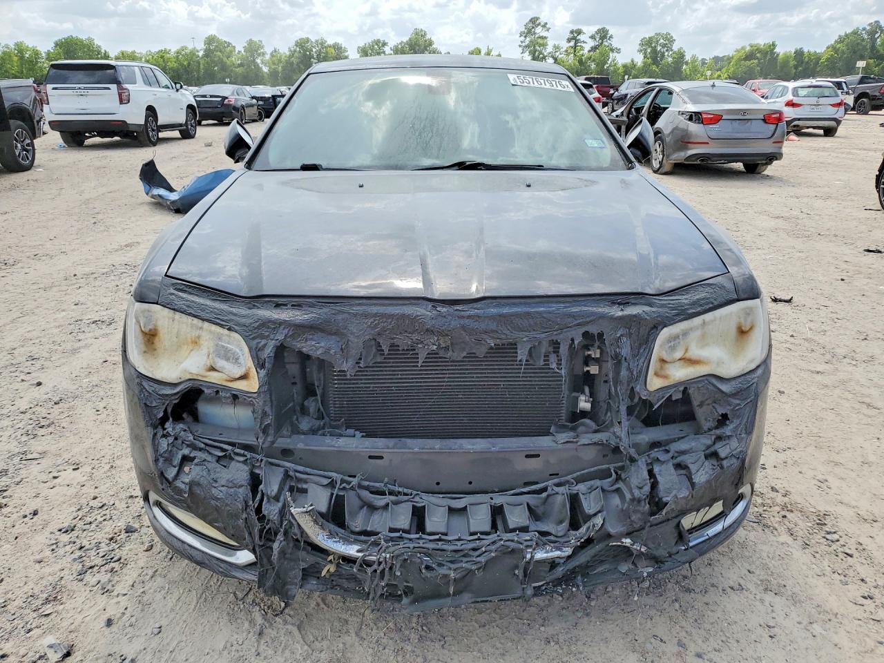 2C3CCAAG4GH207667 · 2016 CHRYSLER 300 · 5/12