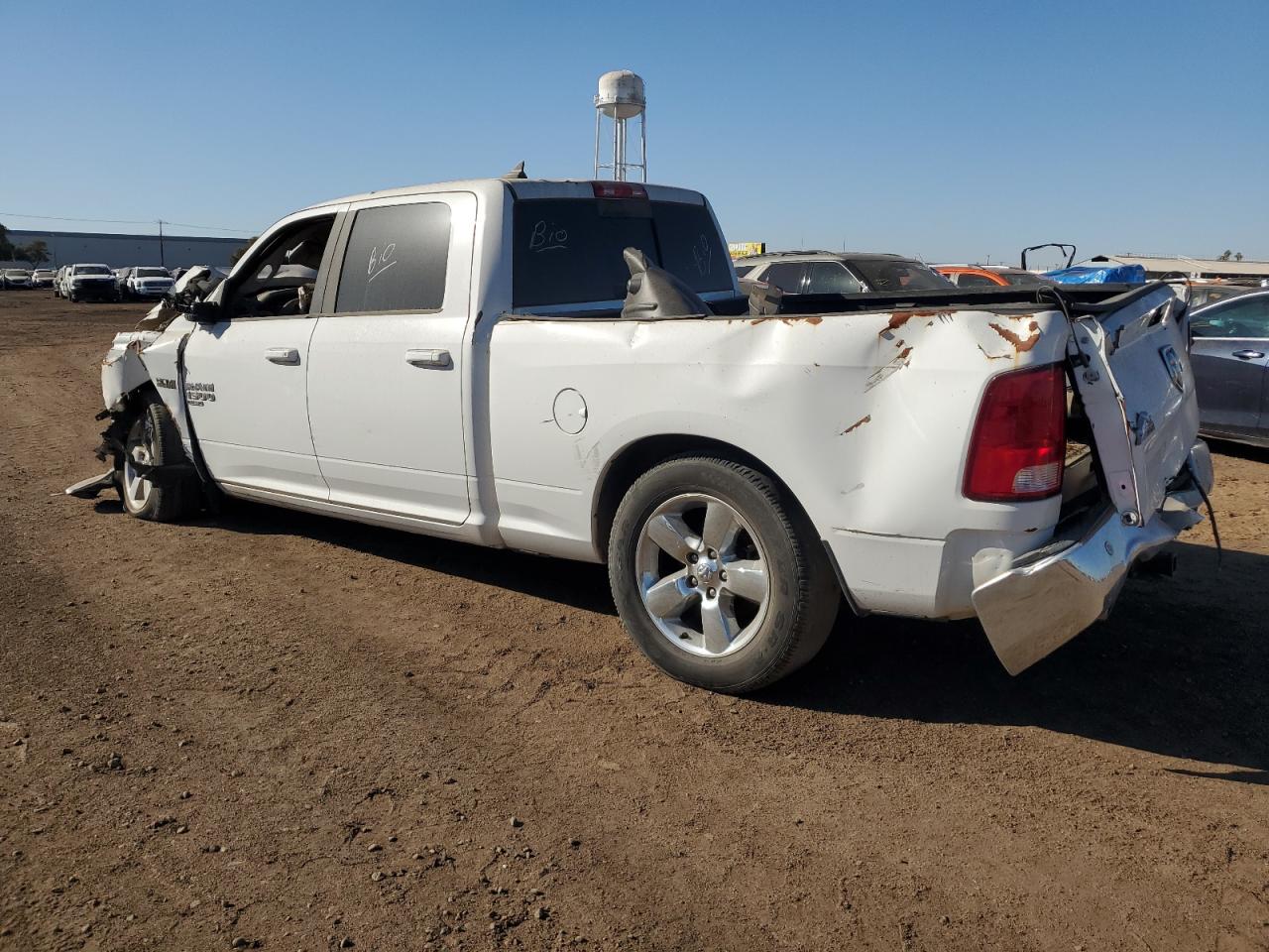 1C6RR6TTXKS608659 · 2019 RAM 1500 CLASSIC · 2/12