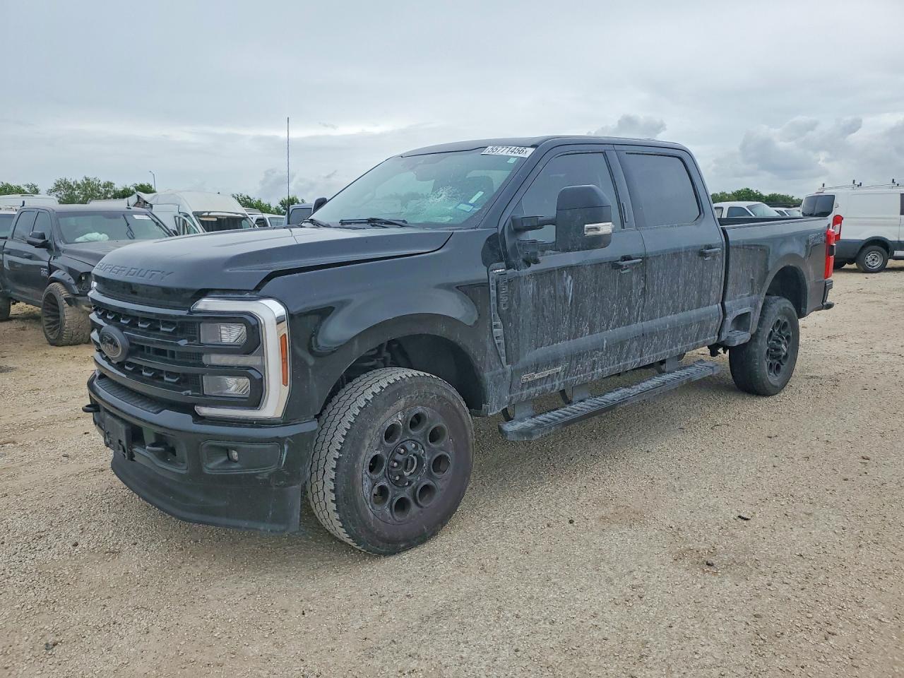 1FT8W3BTXRED59981 · 2024 FORD F350