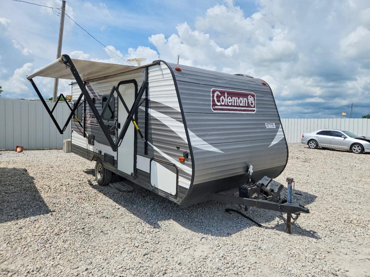 4YDT17R19KH931600 · 2019 KEYSTONE COLEMAN