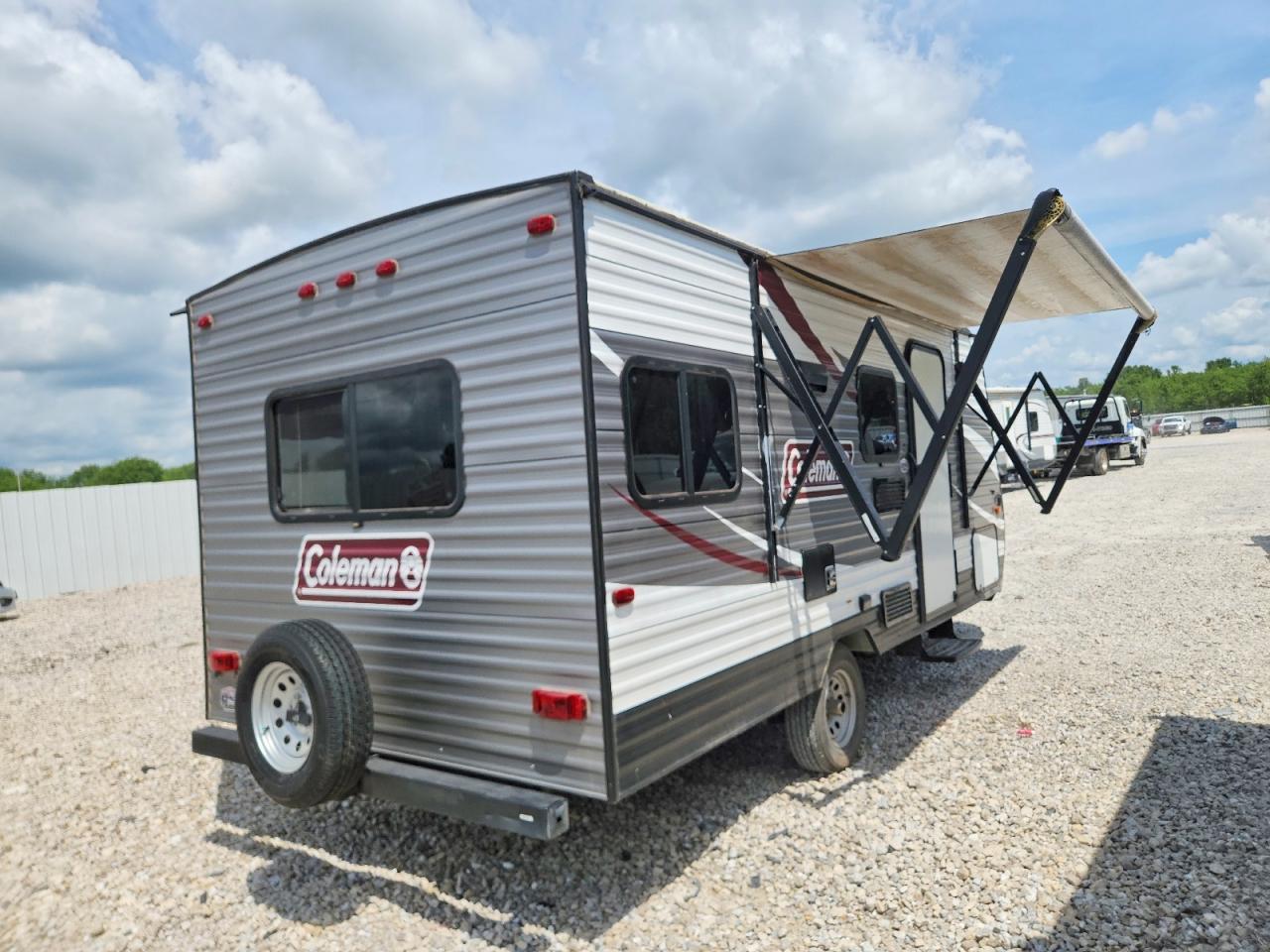 4YDT17R19KH931600 · 2019 KEYSTONE COLEMAN · 4/10