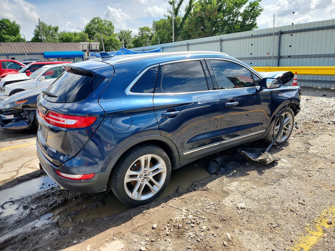 5LMTJ2AH6FUJ00544 · 2015 LINCOLN MKC · 3/12