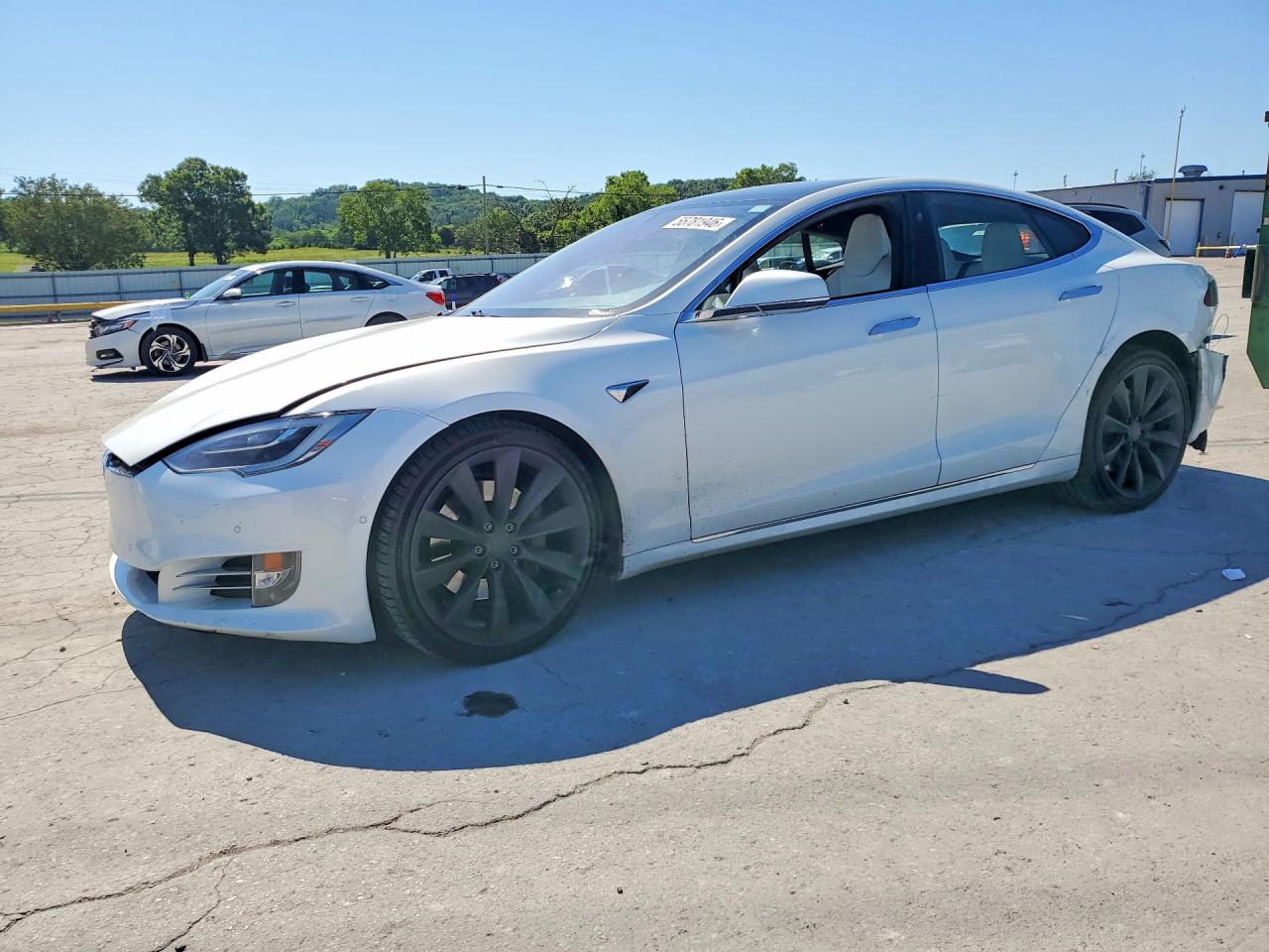 5YJSA1E22HF222347 · 2017 TESLA MODEL S