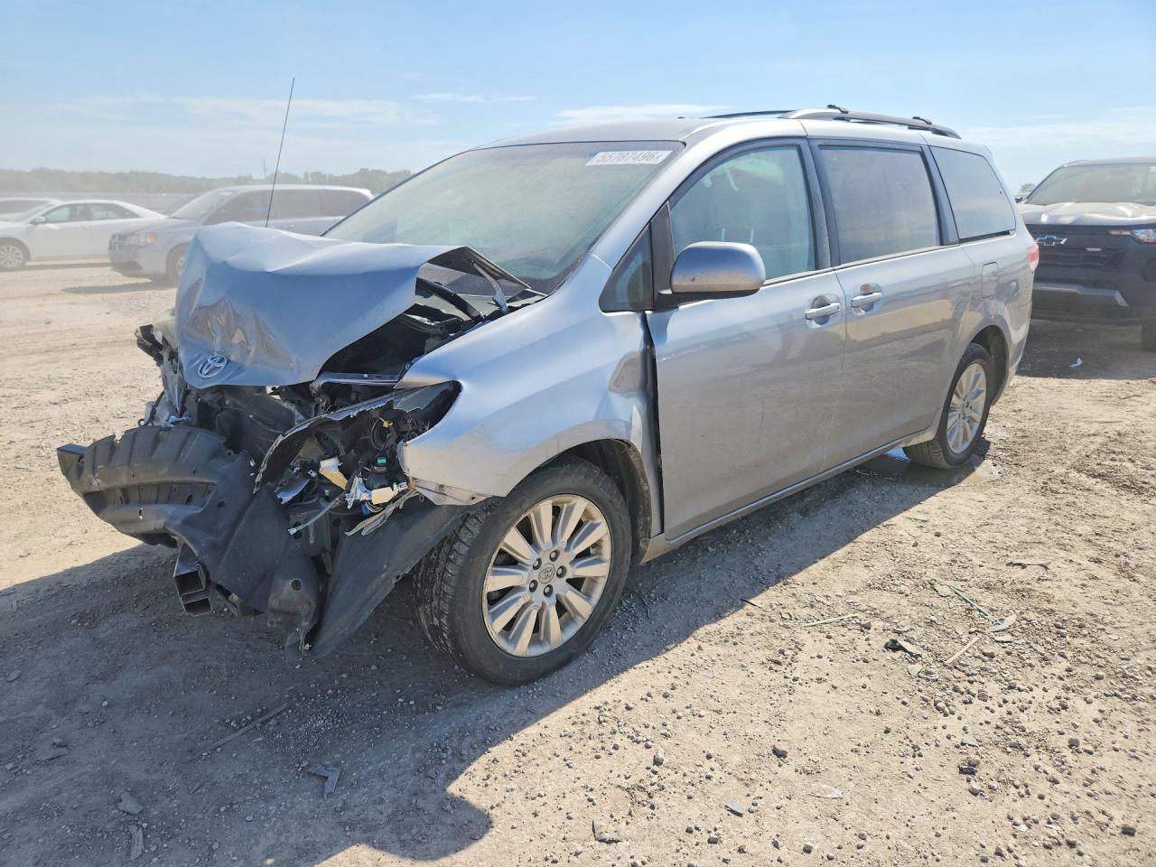 5TDJK3DC6CS046602 · 2012 TOYOTA SIENNA