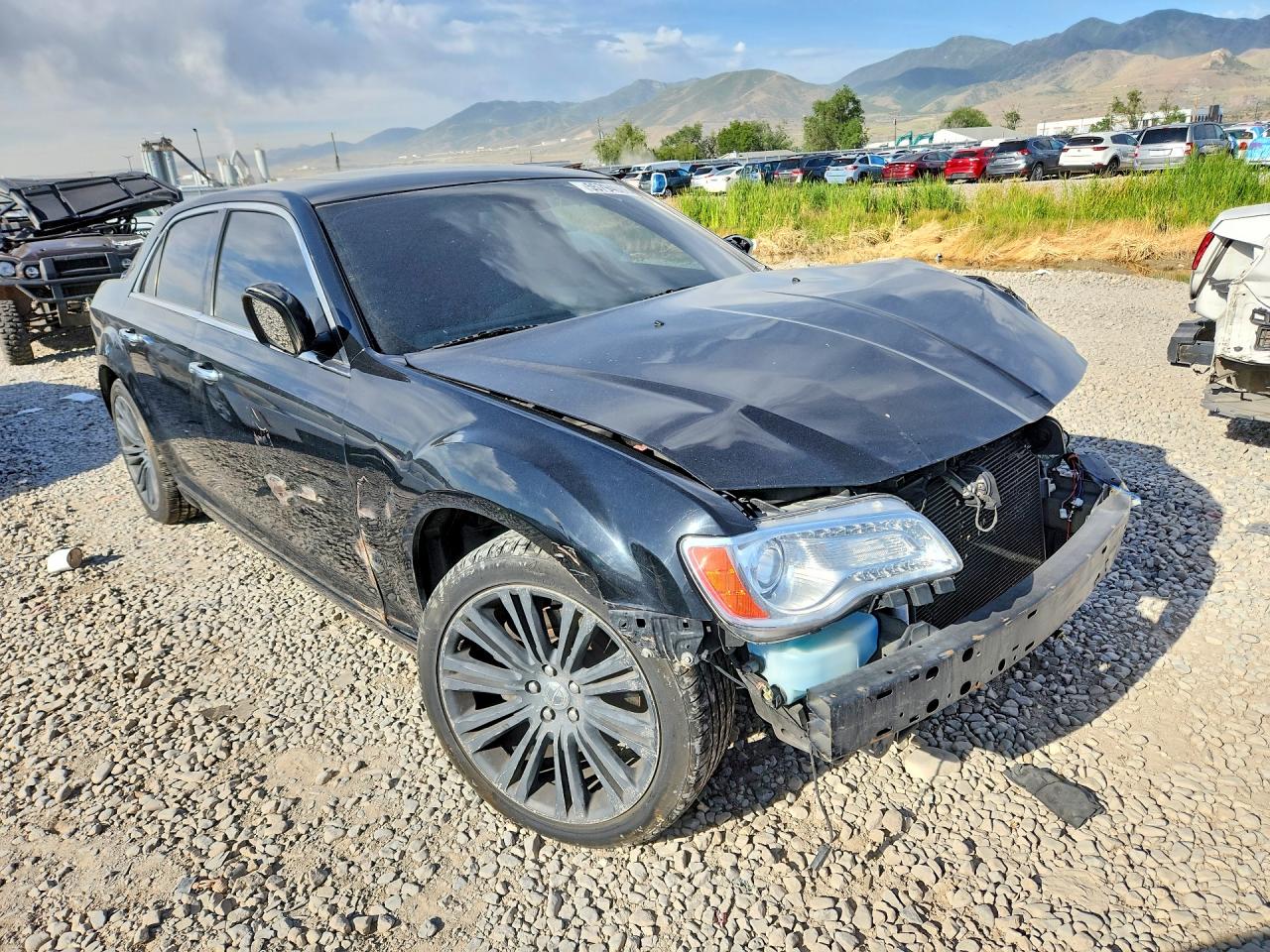 2C3CA6CTXBH595154 · 2011 CHRYSLER 300C · 4/13