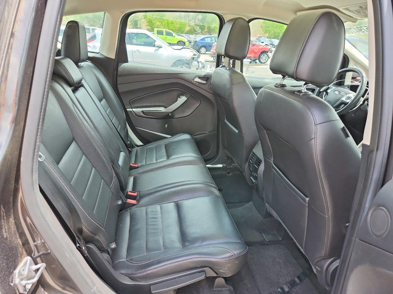 1FADP5BU6GL109426 · 2016 FORD C-MAX · 10/12