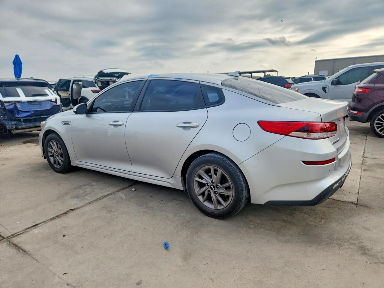 5XXGT4L34KG347884 · 2019 KIA OPTIMA · 2/12