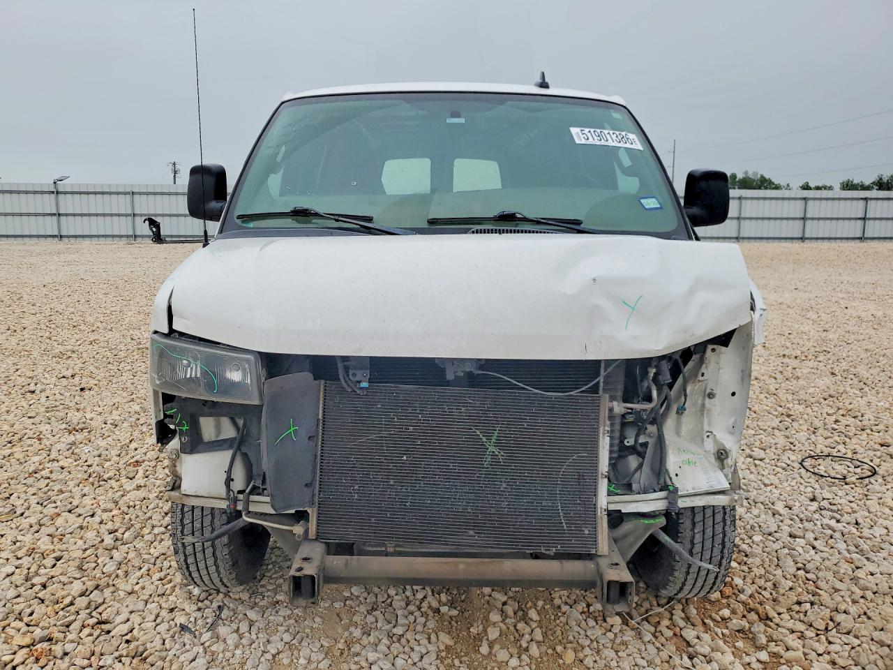 1GCWGBFP8K1152532 · 2019 CHEVROLET EXPRESS G2500 · 5/13