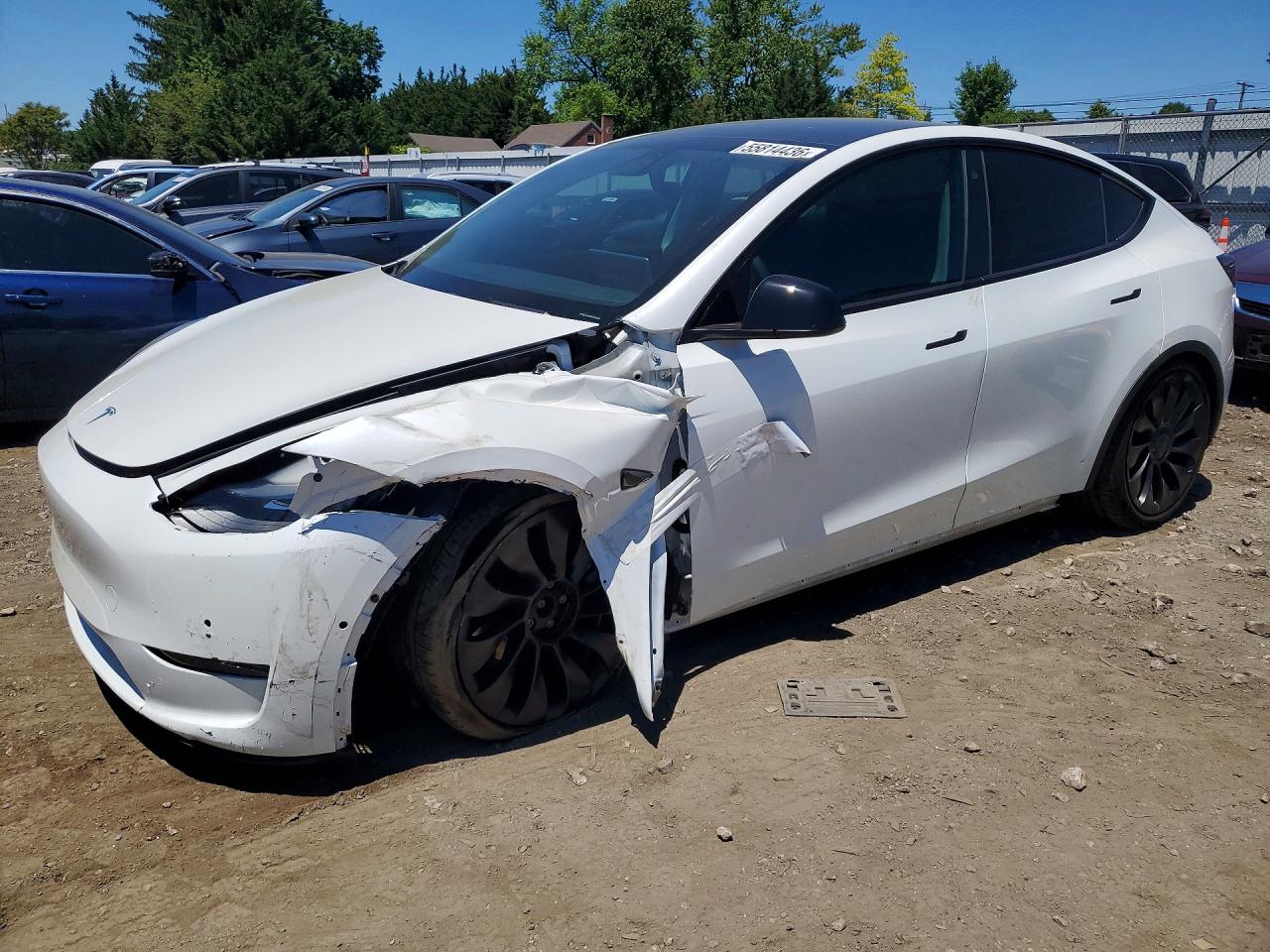 7SAYGDEFXNF307271 · 2022 TESLA MODEL Y