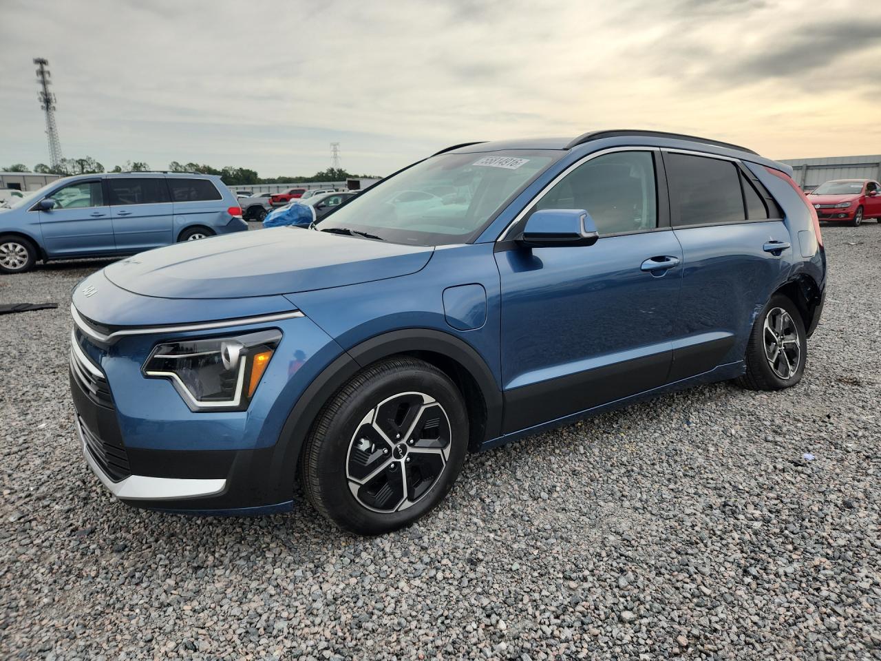 KNDCS3LF6S5310412 · 2025 KIA NIRO