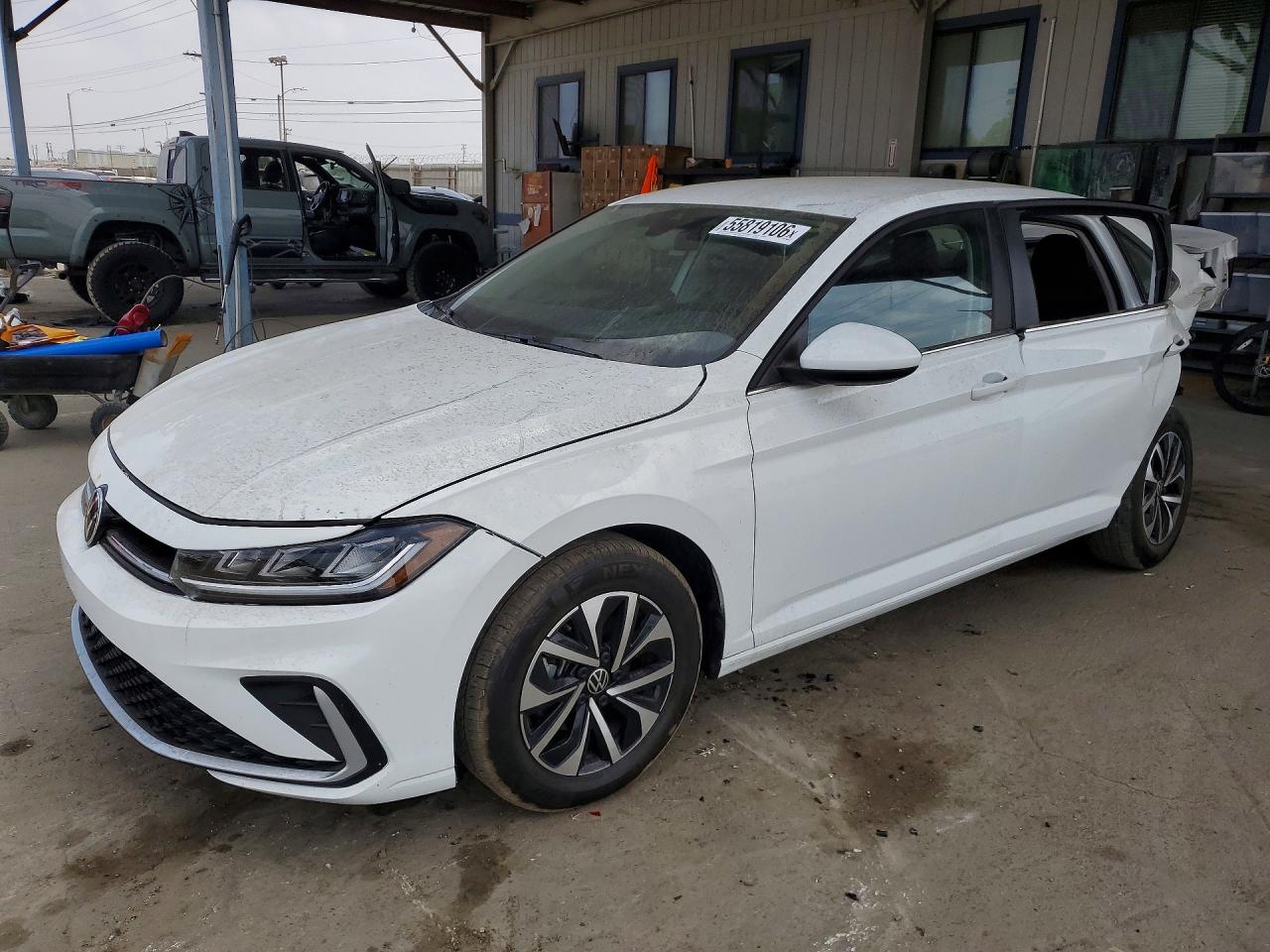 3VW5X7BU7SM024691 · 2025 VOLKSWAGEN JETTA