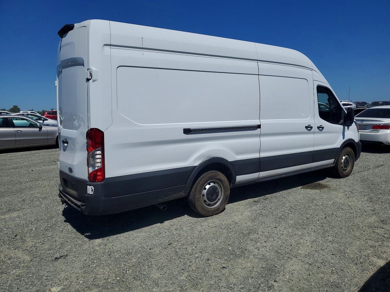 1FTBW3X85NKA17781 · 2022 FORD TRANSIT · 3/13