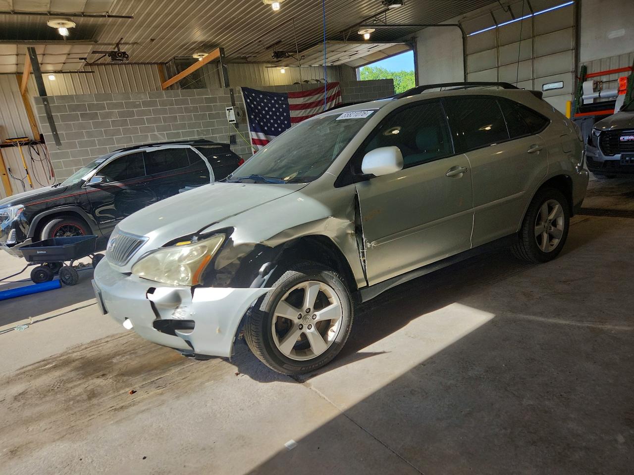 2T2HA31U06C092272 · 2006 LEXUS RX