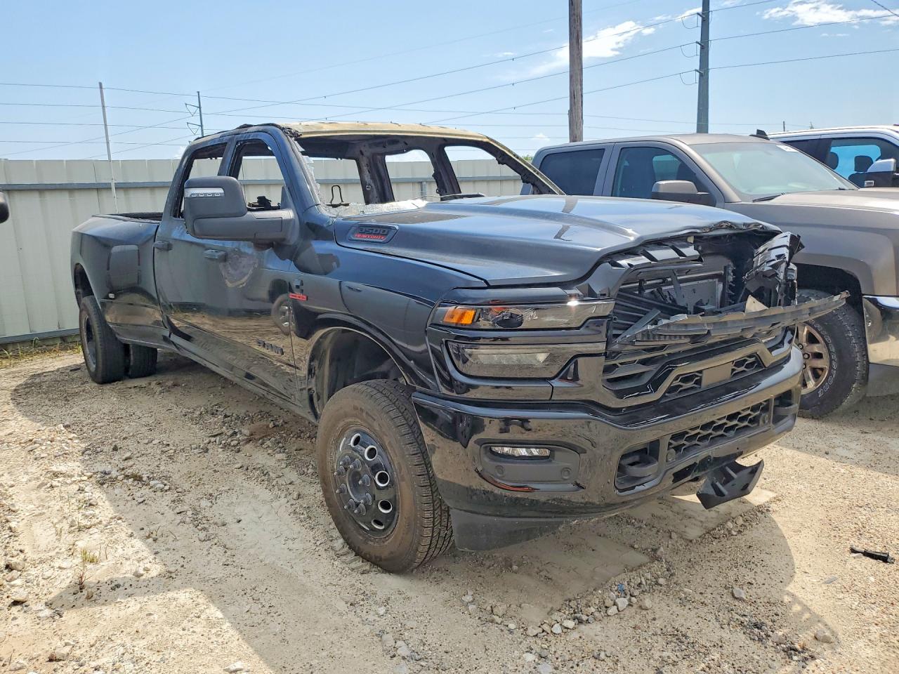 3C63RRHL0SG533526 · 2025 RAM 3500 · 4/12