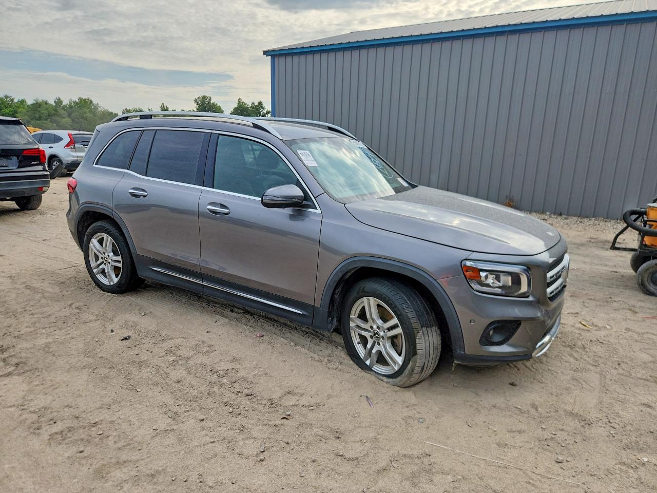 W1N4M4HBXLW056377 · 2020 MERCEDES-BENZ GLB · 4/13