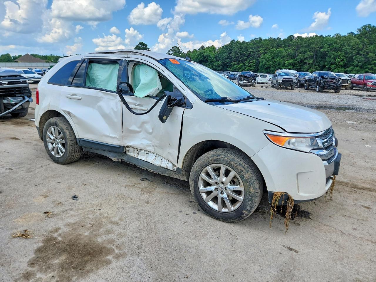 2FMDK3JC7DBC87620 · 2013 FORD EDGE · 4/13