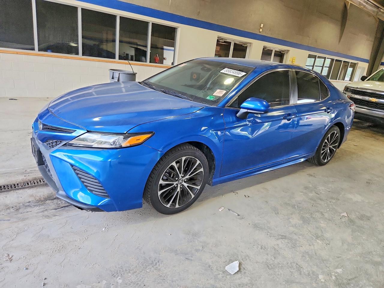 4T1B11HKXJU022398 · 2018 TOYOTA CAMRY