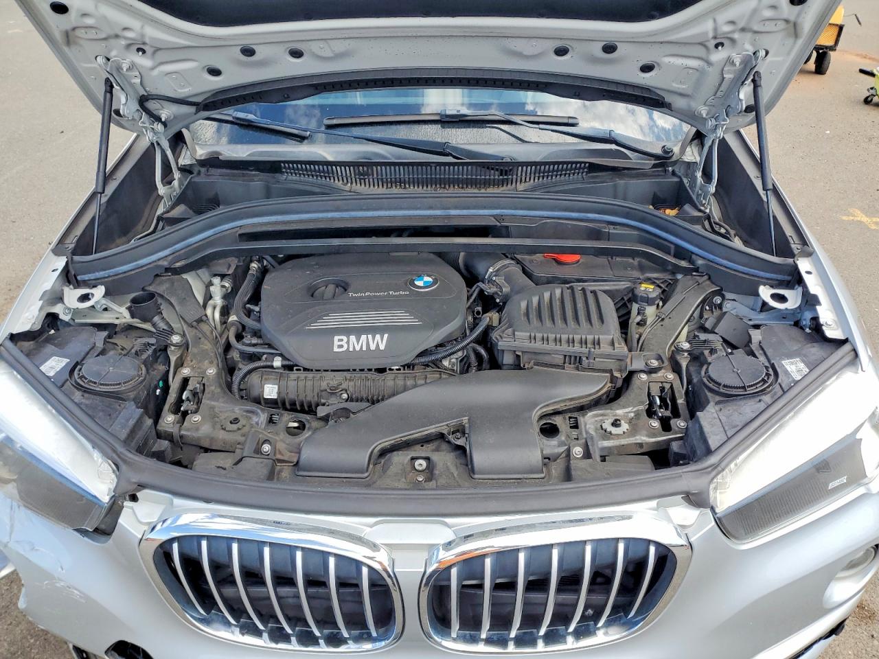 WBXHU7C32J5H39726 · 2018 BMW X1 · 12/13