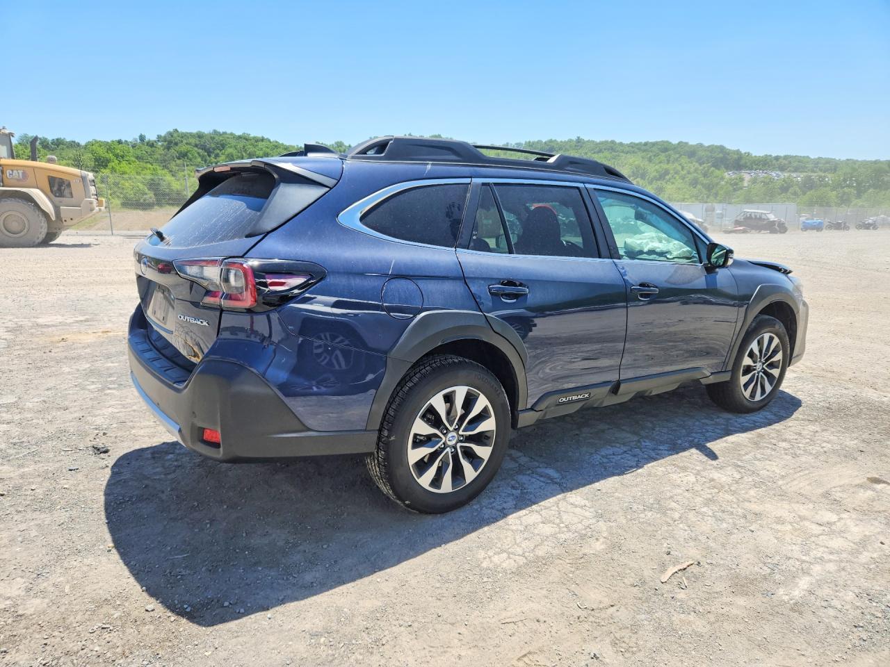 4S4BTANC5S3124870 · 2025 SUBARU OUTBACK · 3/13