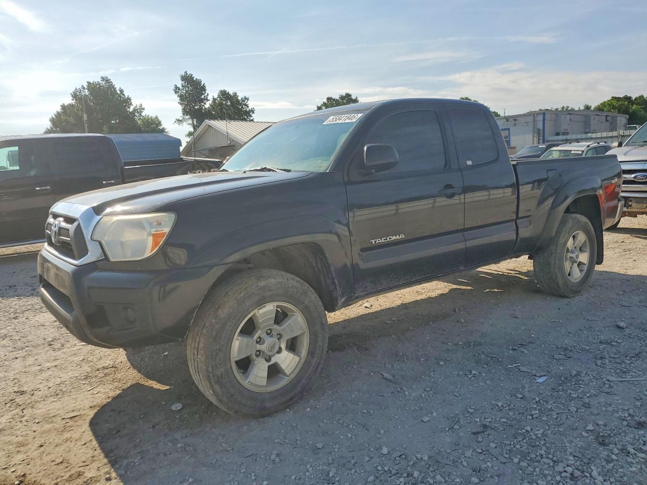 5TFUX4ENXFX038148 · 2015 TOYOTA TACOMA