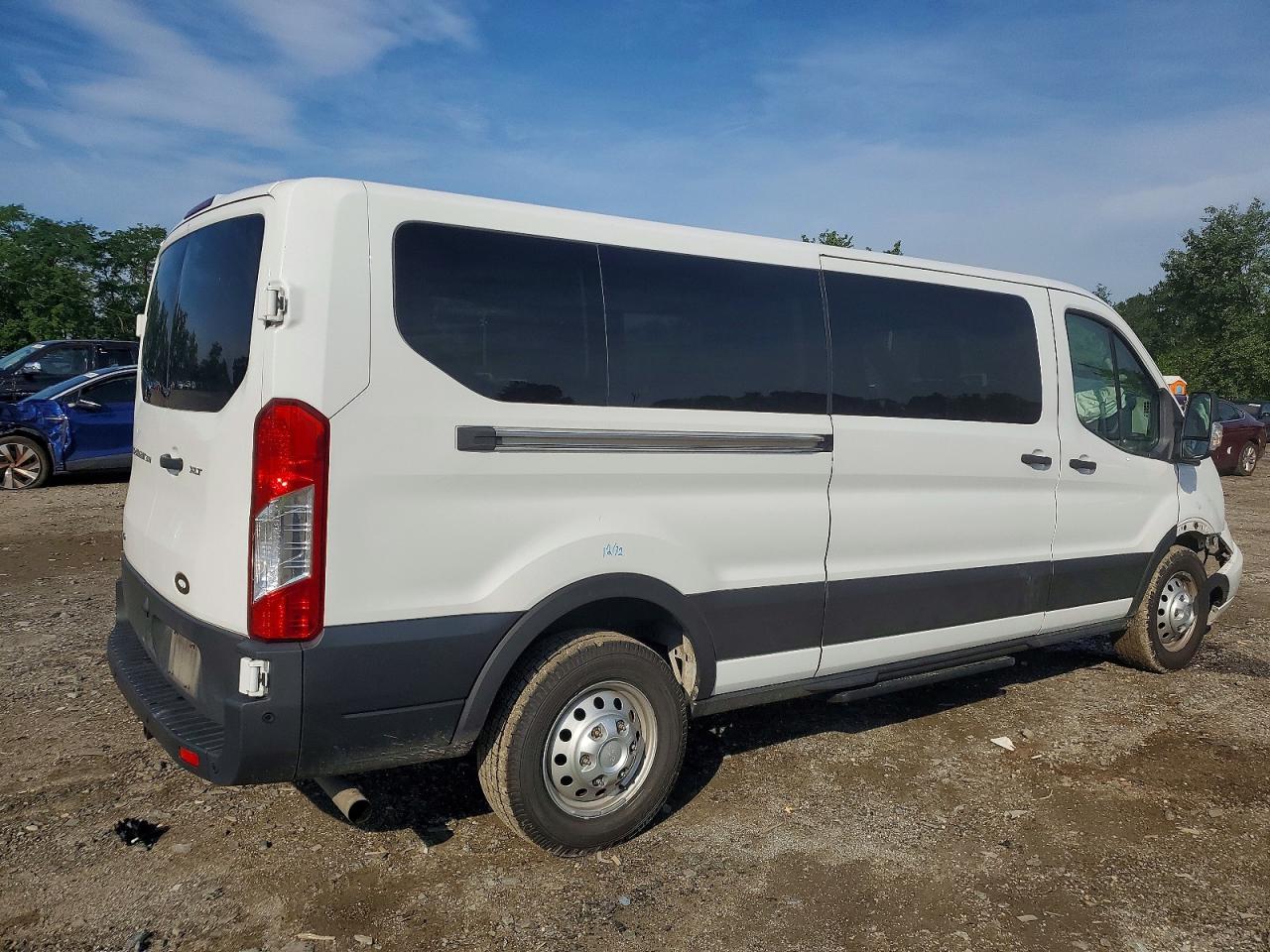 1FBAX9Y86NKA32725 · 2022 FORD TRANSIT · 4/10